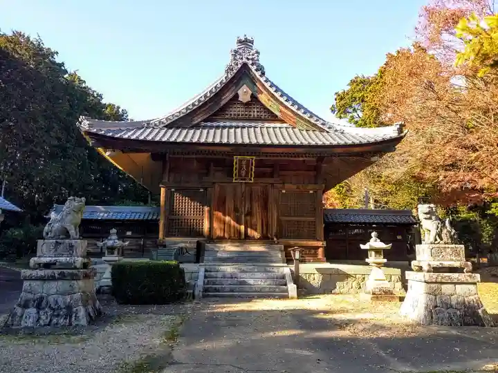 若宮八幡社の本殿・本堂