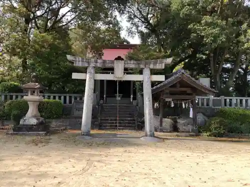 永世神社の鳥居