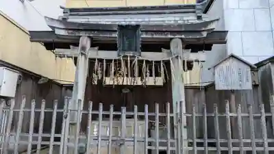 八坂神社 御手洗井の鳥居