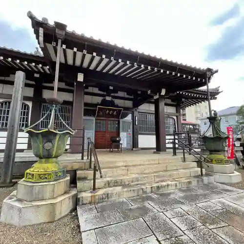 長全寺の本殿・本堂