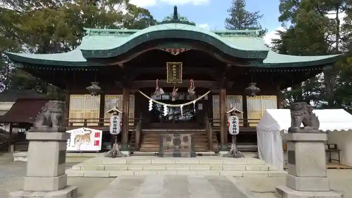 子鍬倉神社の本殿・本堂
