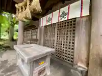 諏訪大社上社前宮の本殿・本堂