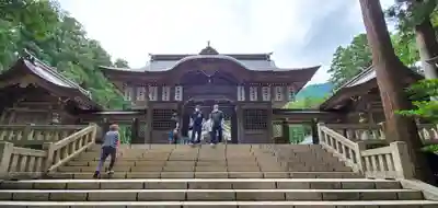 彌彦神社の山門・神門
