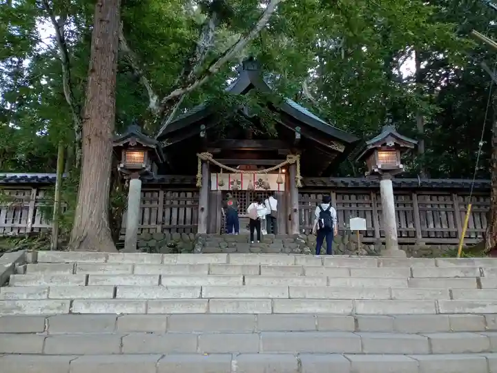 諏訪大社上社前宮(長野県)