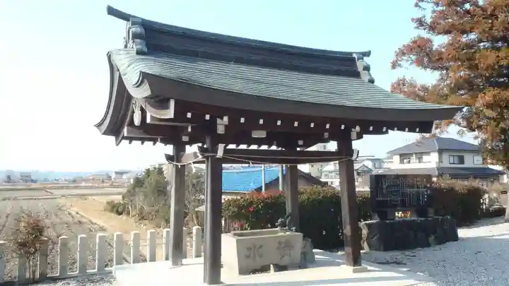 八幡神社(伊保町)の手水舎