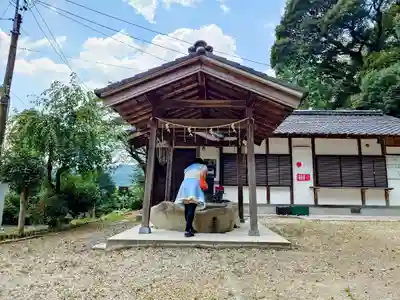 五社神社の手水舎
