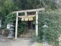 荒立神社の{uncategorized: "未分類", other: "その他", undefined: "問題あり", building: "その他建物", grave: "お墓", sacred_gate: "鳥居", guardian: "狛犬", statue: "像", buddha: "仏像", history: "歴史", nature: "自然", garden: "庭園", animal: "動物", pagoda: "塔", temizu: "手水舎", mountain_gate: "山門・神門", sanctuary: "本殿・本堂", subordinate: "末社・摂社", art: "芸術", scenery: "景色", jizo: "地蔵", ema: "絵馬", goshuin: "御朱印", omikuji: "おみくじ", items: "授与品その他", amulet: "お守り", goshuincho: "御朱印帳", eats: "食事", festival: "お祭り", votive_dance: "神楽", shichigosan: "七五三参", wedding: "結婚式", experience: "体験その他", initially: "初詣", around: "周辺", anti_infection: "感染症対策"}
