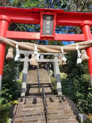 烏子稲荷神社の鳥居