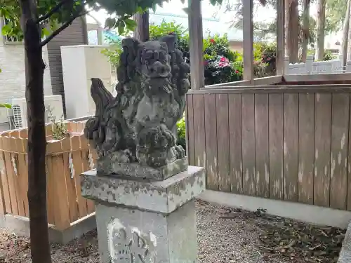 清水神社の{uncategorized: "未分類", other: "その他", undefined: "問題あり", building: "その他建物", grave: "お墓", sacred_gate: "鳥居", guardian: "狛犬", statue: "像", buddha: "仏像", history: "歴史", nature: "自然", garden: "庭園", animal: "動物", pagoda: "塔", temizu: "手水舎", mountain_gate: "山門・神門", sanctuary: "本殿・本堂", subordinate: "末社・摂社", art: "芸術", scenery: "景色", jizo: "地蔵", ema: "絵馬", goshuin: "御朱印", omikuji: "おみくじ", items: "授与品その他", amulet: "お守り", goshuincho: "御朱印帳", eats: "食事", festival: "お祭り", votive_dance: "神楽", shichigosan: "七五三参", wedding: "結婚式", experience: "体験その他", initially: "初詣", around: "周辺", anti_infection: "感染症対策"}