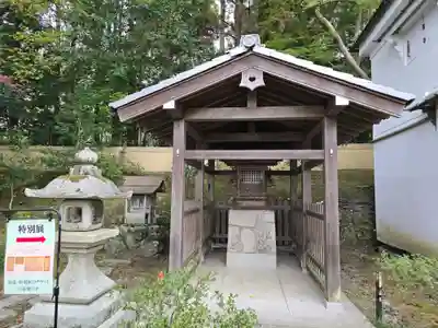 霊鑑寺門跡(京都府)