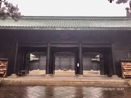 湯島聖堂の山門・神門