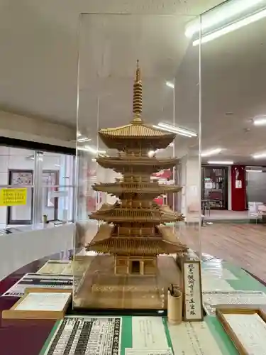 身代り不動尊(大明王院)の建物その他