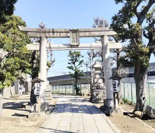 赤羽八幡神社の{uncategorized: "未分類", other: "その他", undefined: "問題あり", building: "その他建物", grave: "お墓", sacred_gate: "鳥居", guardian: "狛犬", statue: "像", buddha: "仏像", history: "歴史", nature: "自然", garden: "庭園", animal: "動物", pagoda: "塔", temizu: "手水舎", mountain_gate: "山門・神門", sanctuary: "本殿・本堂", subordinate: "末社・摂社", art: "芸術", scenery: "景色", jizo: "地蔵", ema: "絵馬", goshuin: "御朱印", omikuji: "おみくじ", items: "授与品その他", amulet: "お守り", goshuincho: "御朱印帳", eats: "食事", festival: "お祭り", votive_dance: "神楽", shichigosan: "七五三参", wedding: "結婚式", experience: "体験その他", initially: "初詣", around: "周辺", anti_infection: "感染症対策"}