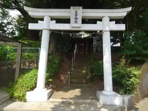 王子神社の鳥居