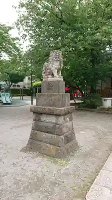 東官守稲荷神社の狛犬
