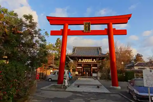 梅宮大社の鳥居