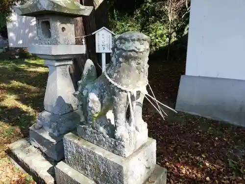 蛭子神社（大原町川添）の狛犬