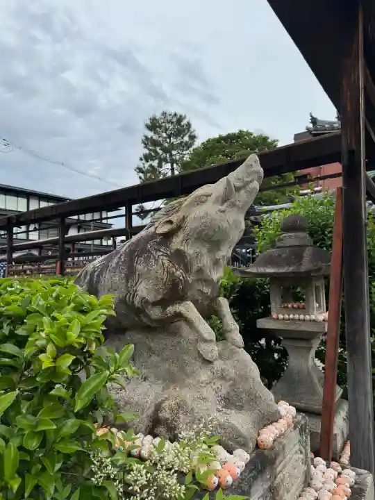 摩利支天堂 禅居庵の{uncategorized: "未分類", other: "その他", undefined: "問題あり", building: "その他建物", grave: "お墓", sacred_gate: "鳥居", guardian: "狛犬", statue: "像", buddha: "仏像", history: "歴史", nature: "自然", garden: "庭園", animal: "動物", pagoda: "塔", temizu: "手水舎", mountain_gate: "山門・神門", sanctuary: "本殿・本堂", subordinate: "末社・摂社", art: "芸術", scenery: "景色", jizo: "地蔵", ema: "絵馬", goshuin: "御朱印", omikuji: "おみくじ", items: "授与品その他", amulet: "お守り", goshuincho: "御朱印帳", eats: "食事", festival: "お祭り", votive_dance: "神楽", shichigosan: "七五三参", wedding: "結婚式", experience: "体験その他", initially: "初詣", around: "周辺", anti_infection: "感染症対策"}