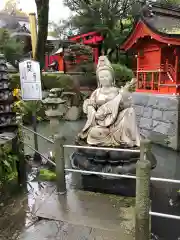 田村神社の像