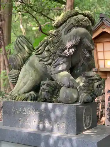 高千穂神社の狛犬