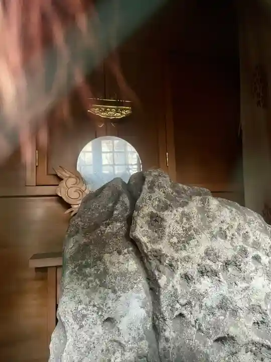 女塚神社の{uncategorized: "未分類", other: "その他", undefined: "問題あり", building: "その他建物", grave: "お墓", sacred_gate: "鳥居", guardian: "狛犬", statue: "像", buddha: "仏像", history: "歴史", nature: "自然", garden: "庭園", animal: "動物", pagoda: "塔", temizu: "手水舎", mountain_gate: "山門・神門", sanctuary: "本殿・本堂", subordinate: "末社・摂社", art: "芸術", scenery: "景色", jizo: "地蔵", ema: "絵馬", goshuin: "御朱印", omikuji: "おみくじ", items: "授与品その他", amulet: "お守り", goshuincho: "御朱印帳", eats: "食事", festival: "お祭り", votive_dance: "神楽", shichigosan: "七五三参", wedding: "結婚式", experience: "体験その他", initially: "初詣", around: "周辺", anti_infection: "感染症対策"}