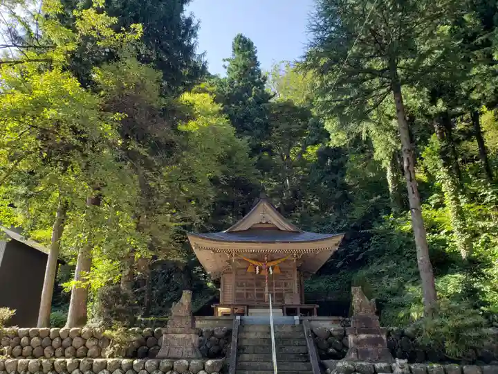 乙剱社の本殿・本堂