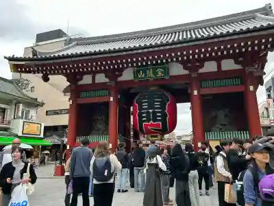 浅草寺の{uncategorized: "未分類", other: "その他", undefined: "問題あり", building: "その他建物", grave: "お墓", sacred_gate: "鳥居", guardian: "狛犬", statue: "像", buddha: "仏像", history: "歴史", nature: "自然", garden: "庭園", animal: "動物", pagoda: "塔", temizu: "手水舎", mountain_gate: "山門・神門", sanctuary: "本殿・本堂", subordinate: "末社・摂社", art: "芸術", scenery: "景色", jizo: "地蔵", ema: "絵馬", goshuin: "御朱印", omikuji: "おみくじ", items: "授与品その他", amulet: "お守り", goshuincho: "御朱印帳", eats: "食事", festival: "お祭り", votive_dance: "神楽", shichigosan: "七五三参", wedding: "結婚式", experience: "体験その他", initially: "初詣", around: "周辺", anti_infection: "感染症対策"}