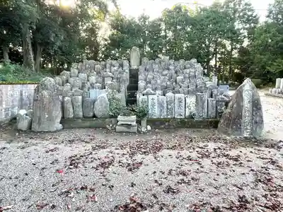 専称寺(三重県)