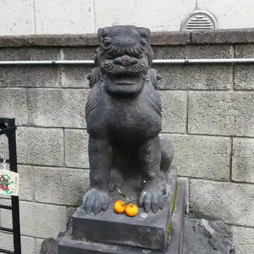 末廣神社の狛犬