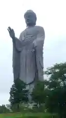 東本願寺本廟 牛久浄苑（牛久大仏）の仏像