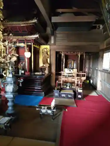 石堂寺の本殿・本堂
