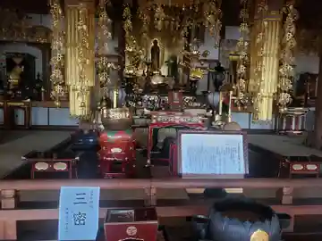 来迎寺の本殿・本堂