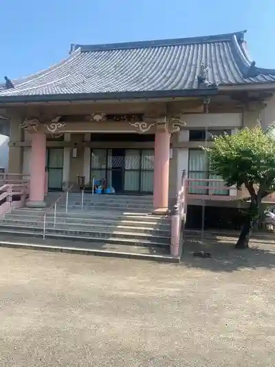 是相寺の本殿