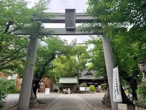 若宮八幡社の{uncategorized: "未分類", other: "その他", undefined: "問題あり", building: "その他建物", grave: "お墓", sacred_gate: "鳥居", guardian: "狛犬", statue: "像", buddha: "仏像", history: "歴史", nature: "自然", garden: "庭園", animal: "動物", pagoda: "塔", temizu: "手水舎", mountain_gate: "山門・神門", sanctuary: "本殿・本堂", subordinate: "末社・摂社", art: "芸術", scenery: "景色", jizo: "地蔵", ema: "絵馬", goshuin: "御朱印", omikuji: "おみくじ", items: "授与品その他", amulet: "お守り", goshuincho: "御朱印帳", eats: "食事", festival: "お祭り", votive_dance: "神楽", shichigosan: "七五三参", wedding: "結婚式", experience: "体験その他", initially: "初詣", around: "周辺", anti_infection: "感染症対策"}