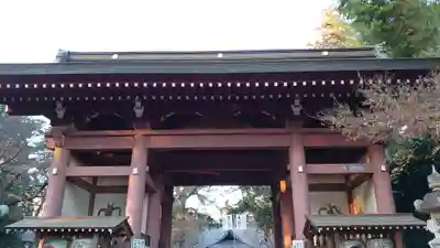 大宝八幡宮の山門・神門