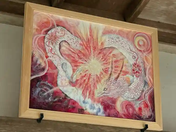 丹生川上神社(中社)の{uncategorized: "未分類", other: "その他", undefined: "問題あり", building: "その他建物", grave: "お墓", sacred_gate: "鳥居", guardian: "狛犬", statue: "像", buddha: "仏像", history: "歴史", nature: "自然", garden: "庭園", animal: "動物", pagoda: "塔", temizu: "手水舎", mountain_gate: "山門・神門", sanctuary: "本殿・本堂", subordinate: "末社・摂社", art: "芸術", scenery: "景色", jizo: "地蔵", ema: "絵馬", goshuin: "御朱印", omikuji: "おみくじ", items: "授与品その他", amulet: "お守り", goshuincho: "御朱印帳", eats: "食事", festival: "お祭り", votive_dance: "神楽", shichigosan: "七五三参", wedding: "結婚式", experience: "体験その他", initially: "初詣", around: "周辺", anti_infection: "感染症対策"}