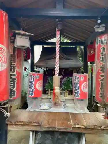 千代田稲荷神社の{uncategorized: "未分類", other: "その他", undefined: "問題あり", building: "その他建物", grave: "お墓", sacred_gate: "鳥居", guardian: "狛犬", statue: "像", buddha: "仏像", history: "歴史", nature: "自然", garden: "庭園", animal: "動物", pagoda: "塔", temizu: "手水舎", mountain_gate: "山門・神門", sanctuary: "本殿・本堂", subordinate: "末社・摂社", art: "芸術", scenery: "景色", jizo: "地蔵", ema: "絵馬", goshuin: "御朱印", omikuji: "おみくじ", items: "授与品その他", amulet: "お守り", goshuincho: "御朱印帳", eats: "食事", festival: "お祭り", votive_dance: "神楽", shichigosan: "七五三参", wedding: "結婚式", experience: "体験その他", initially: "初詣", around: "周辺", anti_infection: "感染症対策"}