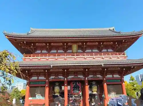 浅草寺の山門・神門