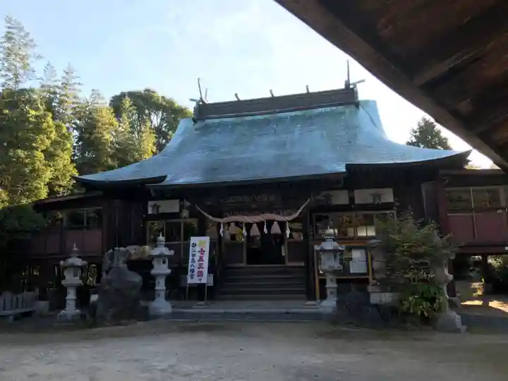 江田島八幡宮の本殿・本堂