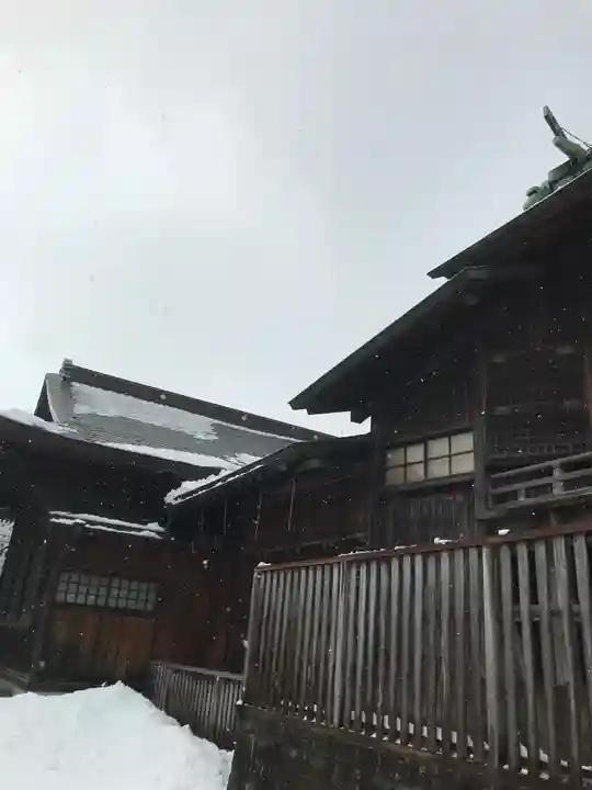 出世稻荷神社の本殿・本堂