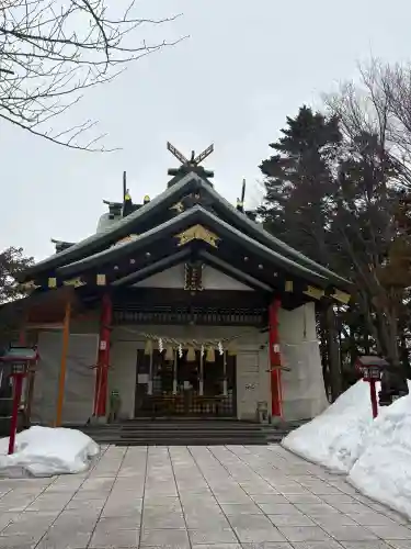 発寒神社の{uncategorized: "未分類", other: "その他", undefined: "問題あり", building: "その他建物", grave: "お墓", sacred_gate: "鳥居", guardian: "狛犬", statue: "像", buddha: "仏像", history: "歴史", nature: "自然", garden: "庭園", animal: "動物", pagoda: "塔", temizu: "手水舎", mountain_gate: "山門・神門", sanctuary: "本殿・本堂", subordinate: "末社・摂社", art: "芸術", scenery: "景色", jizo: "地蔵", ema: "絵馬", goshuin: "御朱印", omikuji: "おみくじ", items: "授与品その他", amulet: "お守り", goshuincho: "御朱印帳", eats: "食事", festival: "お祭り", votive_dance: "神楽", shichigosan: "七五三参", wedding: "結婚式", experience: "体験その他", initially: "初詣", around: "周辺", anti_infection: "感染症対策"}