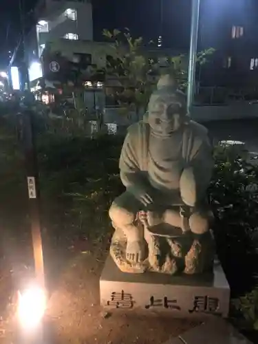 成子天神社の像