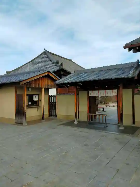 額安寺(奈良県)
