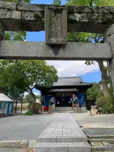 坂本八幡宮の鳥居