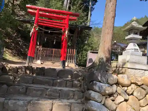 阿多由太神社の鳥居