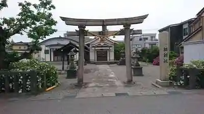 諏訪社の鳥居