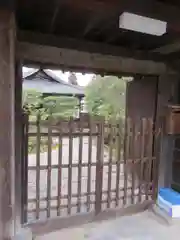 龍蔵院の山門