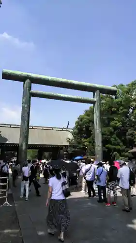 靖國神社の鳥居