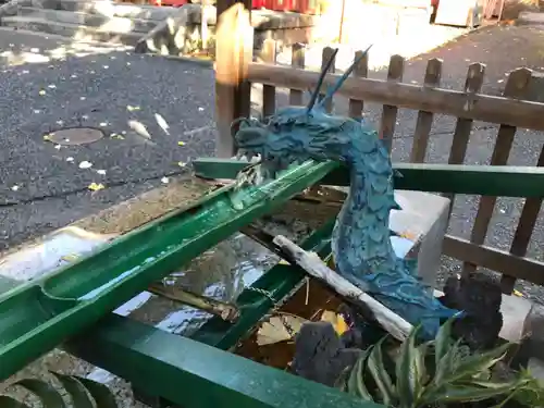 江島杉山神社の手水舎