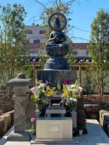 西新井大師総持寺の仏像